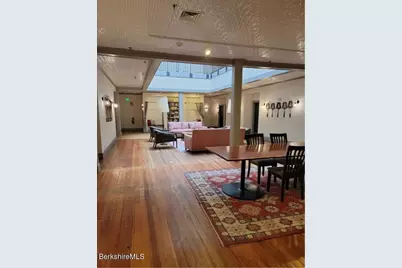 273 North St, Pittsfield, MA 01201 - Photo 17