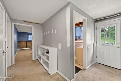 10 Oswald Ave, Pittsfield, MA 01201 - Photo 41