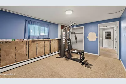 10 Oswald Ave, Pittsfield, MA 01201 - Photo 45