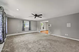 10 Oswald Ave, Pittsfield, MA 01201 - Photo 23