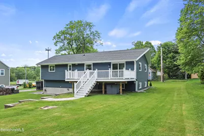 10 Oswald Ave, Pittsfield, MA 01201 - Photo 5