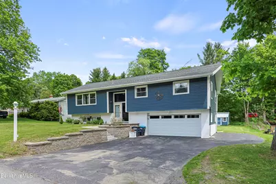 10 Oswald Ave, Pittsfield, MA 01201 - Photo 3