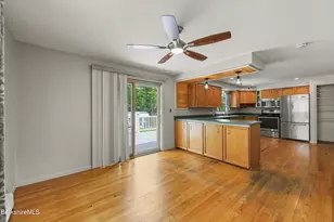 10 Oswald Ave, Pittsfield, MA 01201 - Photo 27