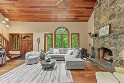 11 Muddy Brook Cir, Great Barrington, MA 01230 - Photo 5