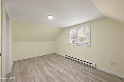 1028 North St, Pittsfield, MA 01201 - Photo 27