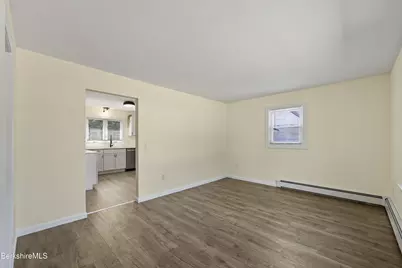 1028 North St, Pittsfield, MA 01201 - Photo 7