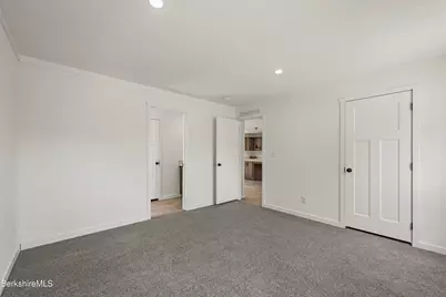 395 Cheshire Rd #112, Pittsfield, MA 01201 - Photo 21