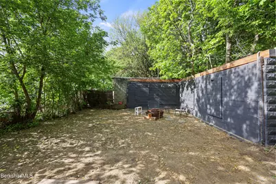 68 Orchard St, Pittsfield, MA 01201 - Photo 29