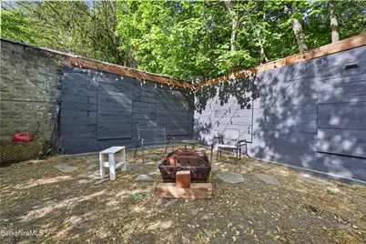 68 Orchard St, Pittsfield, MA 01201 - Photo 31