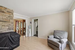 169 Park Ave, Dalton, MA 01226 - Photo 19