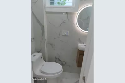 10 Bellevue Ave, Adams, MA 01220 - Photo 13