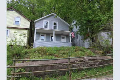 10 Bellevue Ave, Adams, MA 01220 - Photo 21
