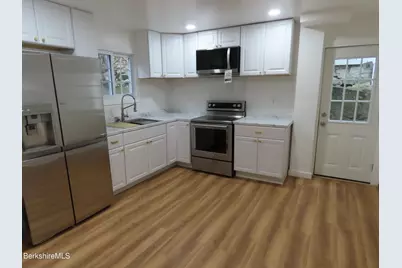 10 Bellevue Ave, Adams, MA 01220 - Photo 3