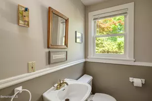 132 White Oaks Rd, Williamstown, MA 01267 - Photo 21