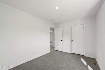 395 Cheshire Rd #102, Pittsfield, MA 01201 - Photo 25