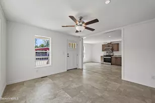 395 Cheshire Rd, Pittsfield, MA 01201 - Photo 9