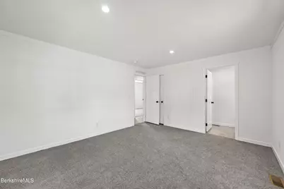 395 Cheshire Rd #102, Pittsfield, MA 01201 - Photo 19