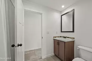 395 Cheshire Rd, Pittsfield, MA 01201 - Photo 27