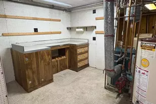 148 Friend St, Adams, MA 01220 - Photo 17