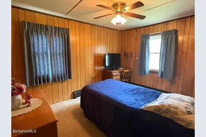 148 Friend St, Adams, MA 01220 - Photo 13
