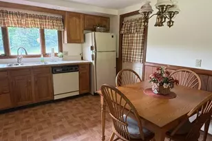 148 Friend St, Adams, MA 01220 - Photo 5