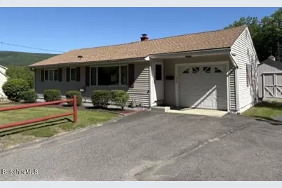 148 Friend St, Adams, MA 01220 - Photo 27