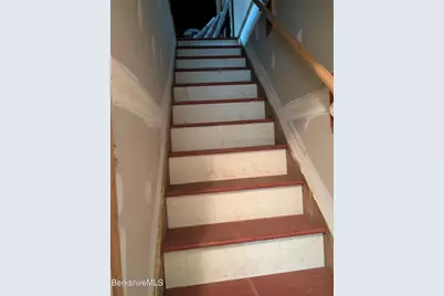 41 Arnold St, Williamstown, MA 01267 - Photo 27