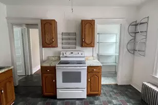 63 Glenwood Ave, Pittsfield, MA 01201 - Photo 7