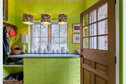 77 Seekonk Cross Rd, Great Barrington, MA 01230 - Photo 15