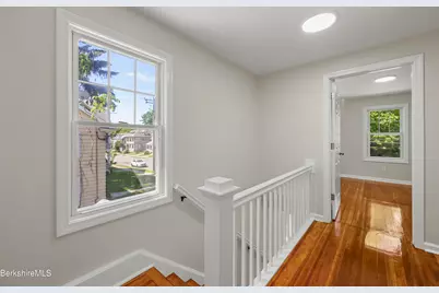 11 Merriam St, Pittsfield, MA 01201 - Photo 21