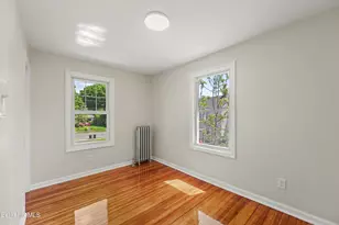 11 Merriam St, Pittsfield, MA 01201 - Photo 25