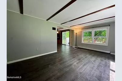 180 Orlando Ave, Pittsfield, MA 01201 - Photo 15