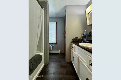 180 Orlando Ave, Pittsfield, MA 01201 - Photo 11