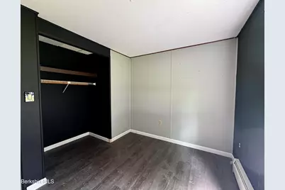180 Orlando Ave, Pittsfield, MA 01201 - Photo 9