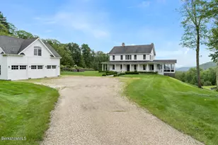 470 Harrington Dr, Austerlitz, NY 12017 - Photo 3
