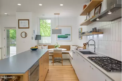 8 River Run Rd #8, Williamstown, MA 01267 - Photo 11