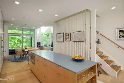 8 River Run Rd #8, Williamstown, MA 01267 - Photo 9