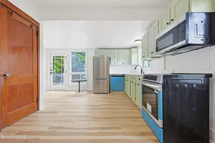386 N Plain Rd, Great Barrington, MA 01230 - Photo 15