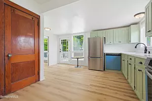 386 N Plain Rd, Great Barrington, MA 01230 - Photo 13