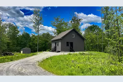 7 West St, Sandisfield, MA 01255 - Photo 1
