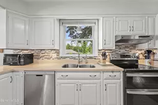 97 Morningview Dr, Pittsfield, MA 01201 - Photo 23