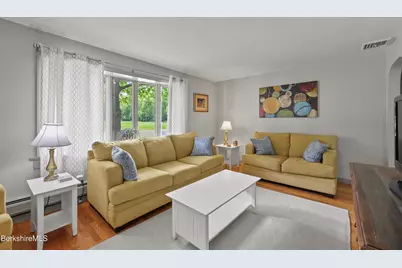 97 Morningview Dr, Pittsfield, MA 01201 - Photo 17