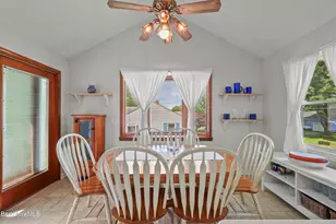 97 Morningview Dr, Pittsfield, MA 01201 - Photo 27