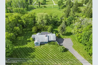 132 Main St, Williamstown, MA 01267 - Photo 33