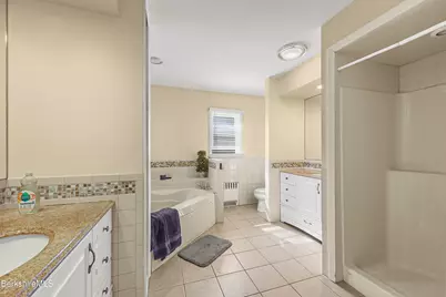 132 Main St, Williamstown, MA 01267 - Photo 15
