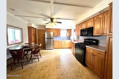 30 Anthony St, Adams, MA 01220 - Photo 15