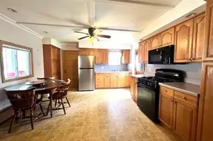 30 Anthony St, Adams, MA 01220 - Photo 15