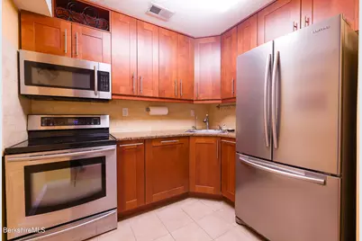 555 Russell Rd #J 65, Westfield, MA 01085 - Photo 5