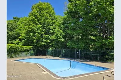 555 Russell Rd #J 65, Westfield, MA 01085 - Photo 17