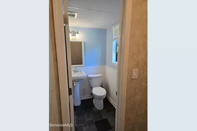 555 Russell Rd #J 65, Westfield, MA 01085 - Photo 5